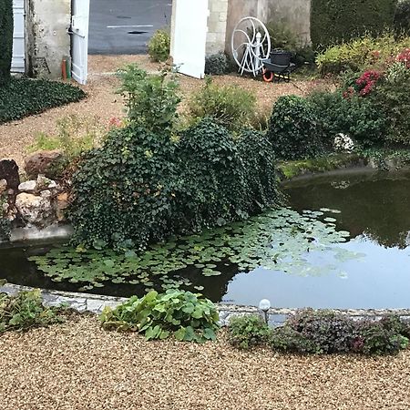 Demeure De Beaulieu Bed and Breakfast Le Coudray-Macouard Exteriör bild