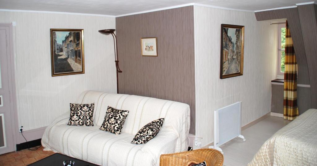 Demeure De Beaulieu Bed and Breakfast Le Coudray-Macouard Rum bild