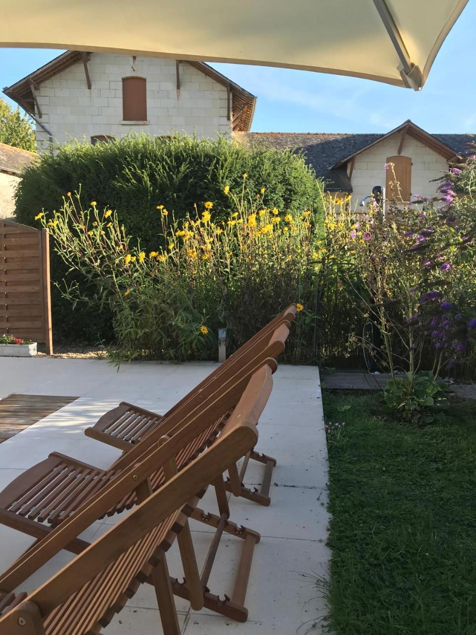 Demeure De Beaulieu Bed and Breakfast Le Coudray-Macouard Exteriör bild